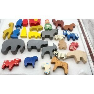 Vintage Wooden Block Toy Animals Lot as shown